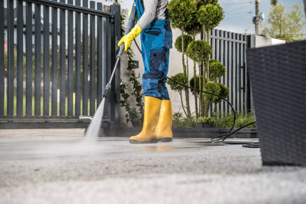 Best Pool Deck Cleaning  in Muenster, TX